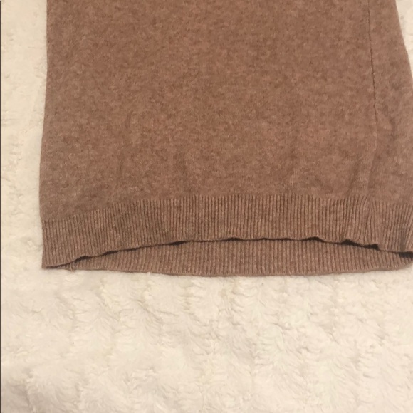 NWT V Neck Tunic Sweater - Picture 10 of 11